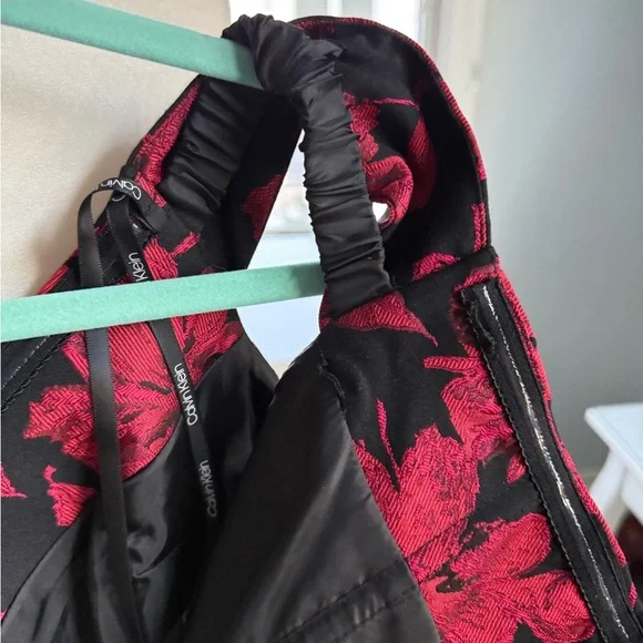 Elegant Black and Red Floral midi Dress - Picture 8 of 9